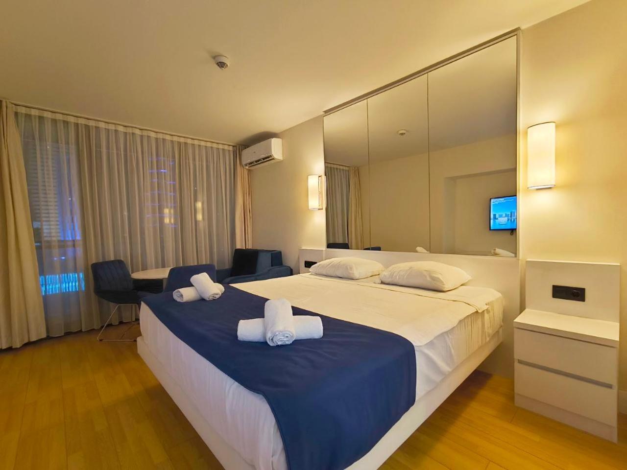 Orbi-City Batumi Apartments Sea View Exterior foto